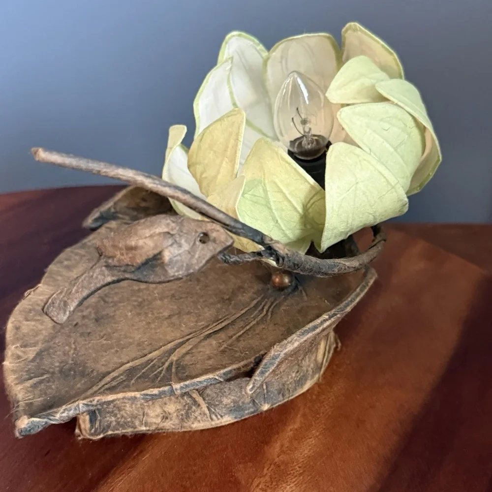 Korean Hanji Mulberry Paper Touch Lamp Leaf Flower Accent Light Soft Green